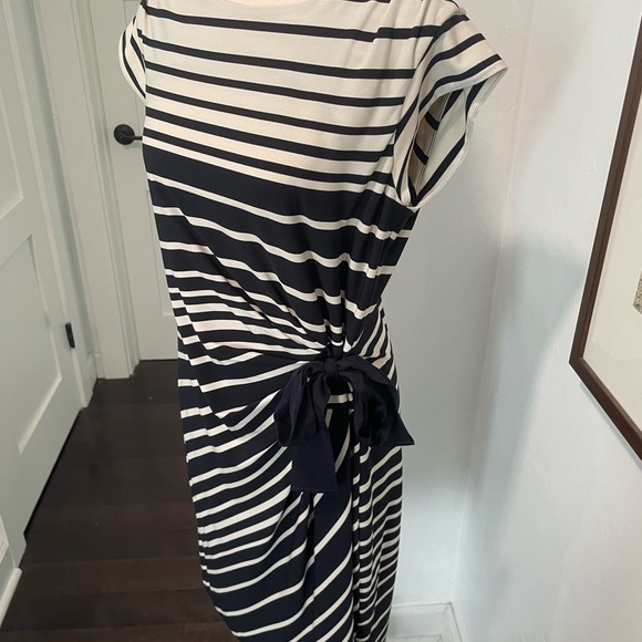 Adorable Faux Wrap Dress - Picture 2 of 5